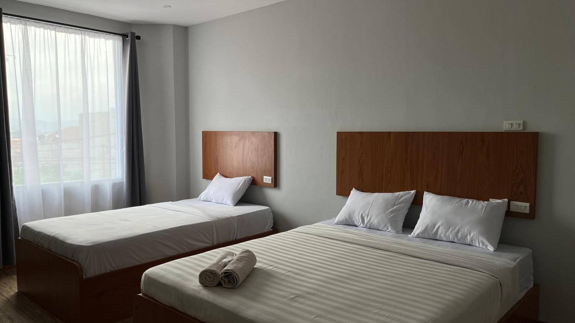 Hotel Reddoorz Premium At Jalan Diponegoro Lampung Bandar Lampung Exterior foto